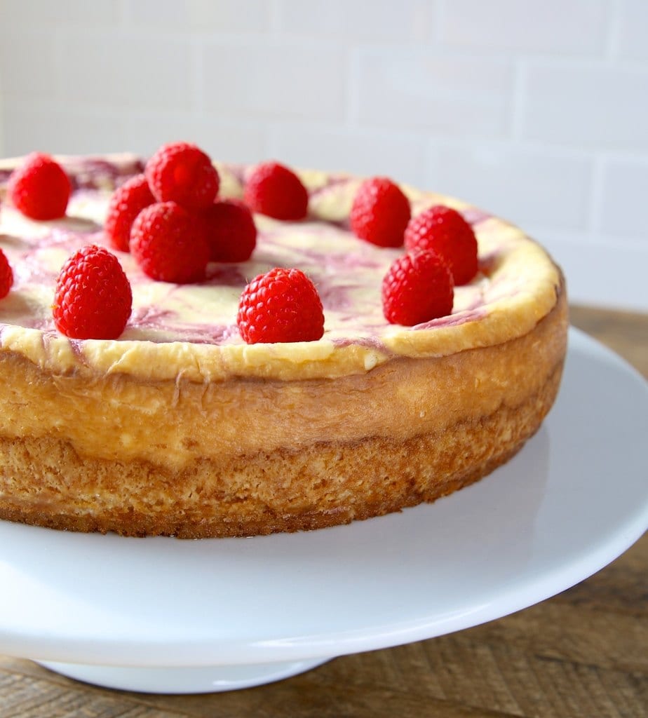 This keto cheesecake recipe is delicious, and simple to make.
